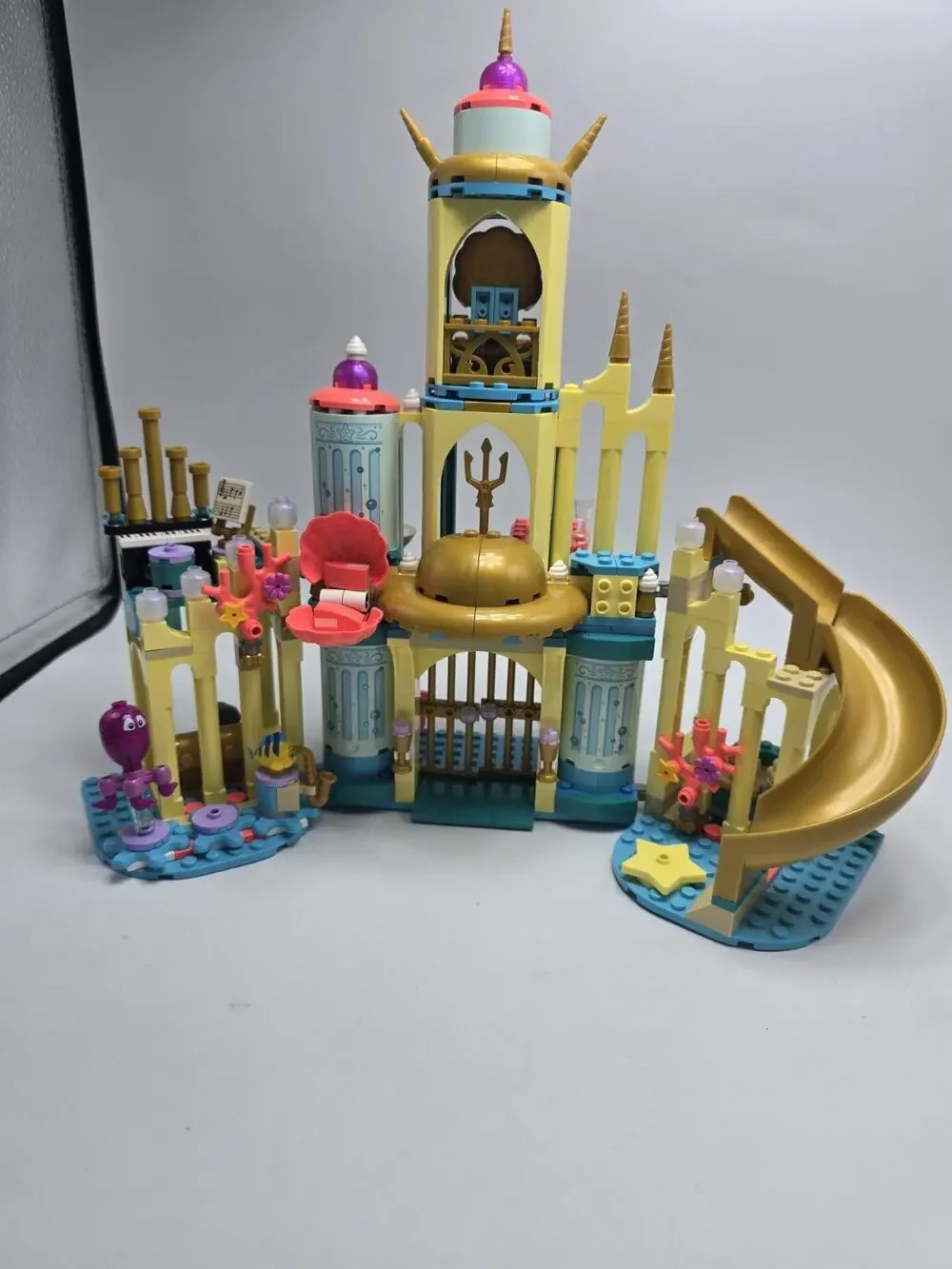 LEGO 43207 Disney Princess Ariel's Underwater Sea Castle Not Complete